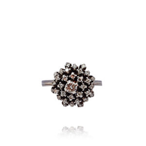 ANEL EM OURO COM DIAMANTES