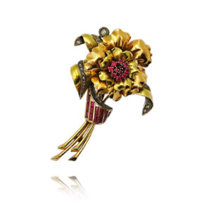 ALFINETE 'FLOR' EM OURO COM RUBIS E DIAMANTES