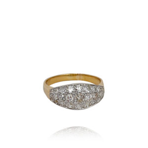 ANEL EM OURO COM DIAMANTES