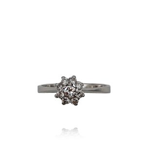 ANEL EM OURO COM DIAMANTES